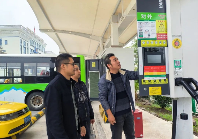 瀘州公交集團羅亮：“酒城工匠”展風采