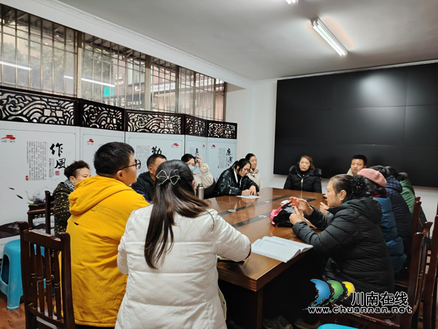 江陽區(qū)北城街道東門口社區(qū)：電梯加裝起糾紛 社區(qū)調(diào)解促和諧
