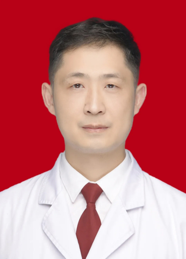 大家都冷麻了，還有一種人在出汗水