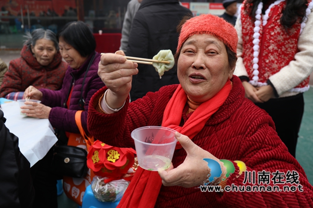 龍馬潭：鄰里歡聚迎新春 共慶美好中國(guó)年