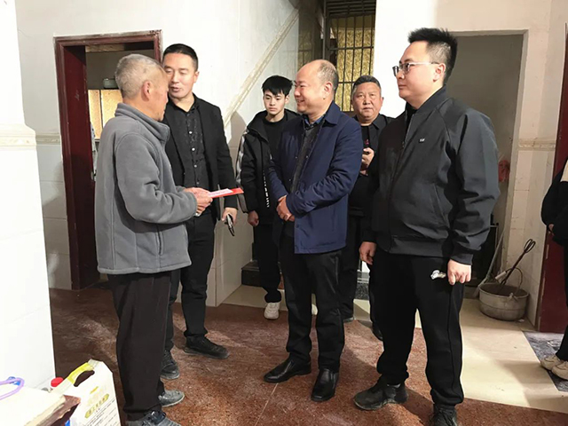 助力鄉(xiāng)村振興︱?yàn)o州公交集團(tuán)到曹壩村、普安村開展新春走訪慰問(wèn)