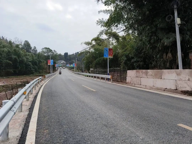 瀘州這條美麗鄉(xiāng)村路正式通車(chē)