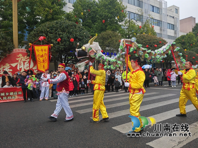 喻寺水車龍（曾佐然攝）.jpg