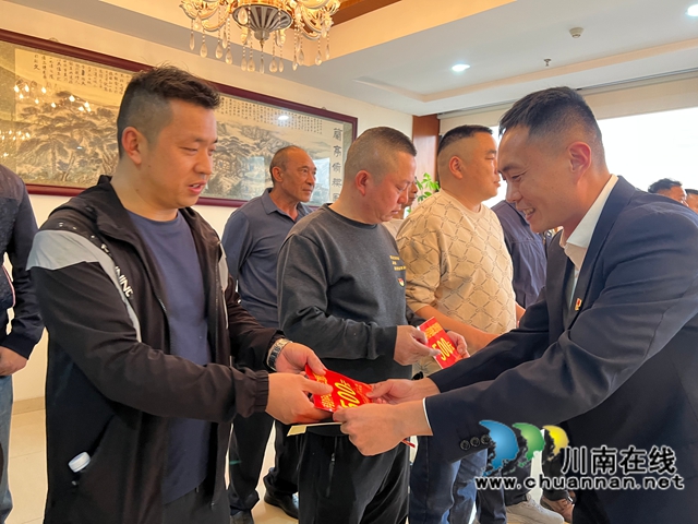 鼓干勁，聚眾力，擼起袖子加油干！瀘縣赴廣東省中山市慰問異地農(nóng)民工黨員代表