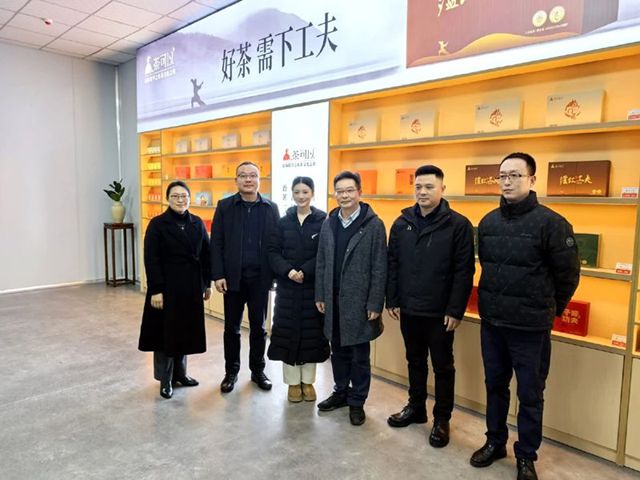 瀘州市政協(xié)副主席彭兵到納溪調研