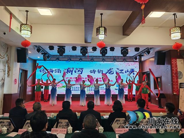 舞蹈演出為詩會增色（曾佐然攝）.jpg