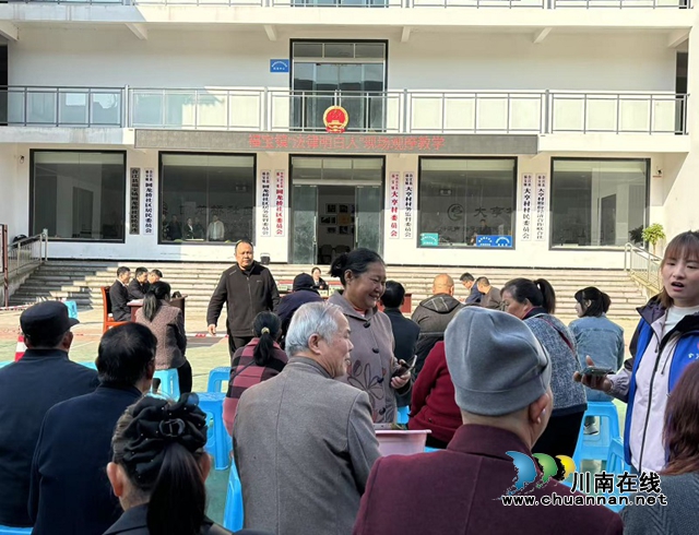合江縣：開展觀摩巡回審判活動(dòng)，讓“法律明白人”更明白