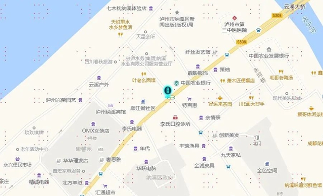駕駛員請注意，納溪這處路口信號燈有調(diào)整！
