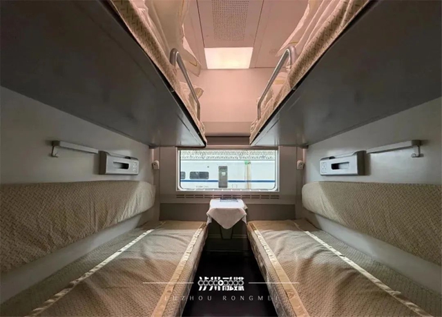 6403.jpg