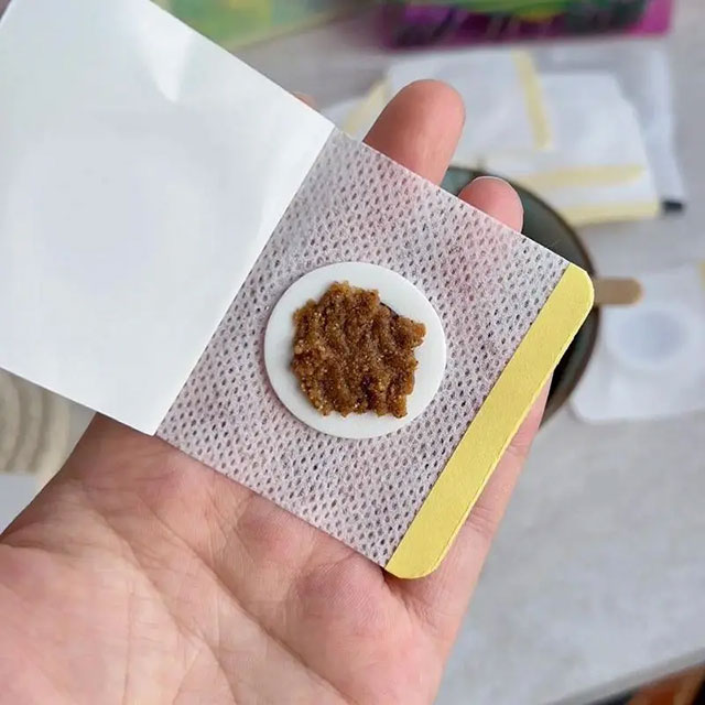 【圍觀】貼三伏貼有什么感受？來看看記者的初體驗