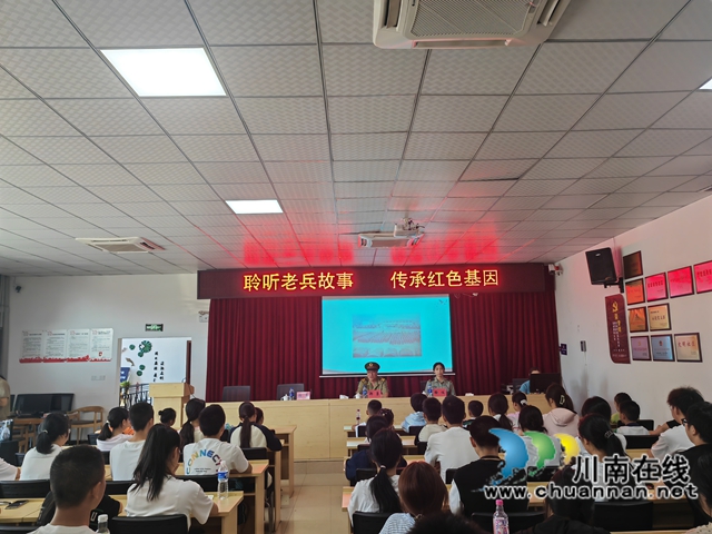 聆聽老兵故事  傳承紅色基因（曾佐然攝）.jpg