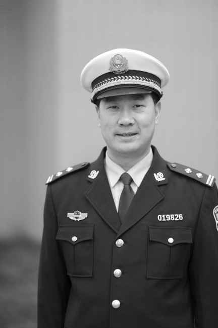 瀘縣、自貢部分交警獲省公安廳交警總隊表彰