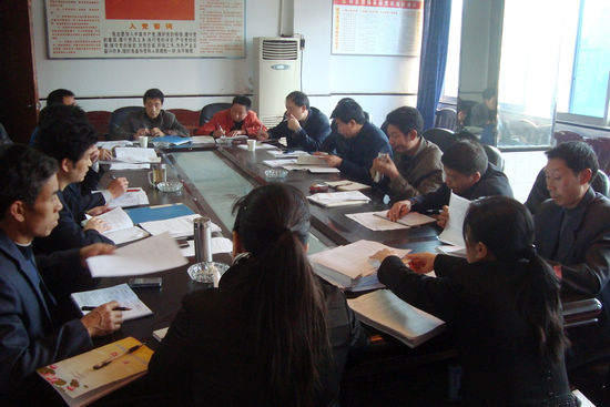 五通鎮(zhèn):創(chuàng)新機(jī)制 村兩委“一把手”陽(yáng)光履職