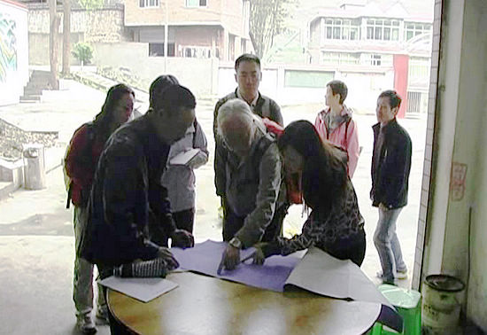 香港“苗圃行動”考察組赴敘永考察(圖1)