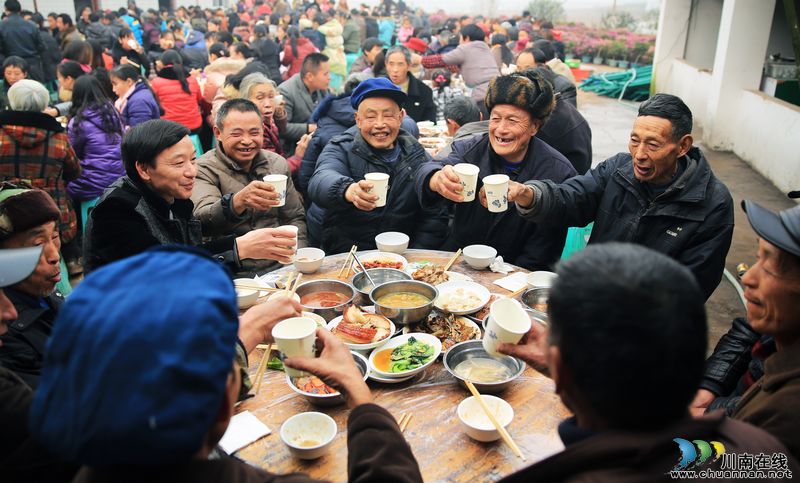 年味濃瀘州：專合社農(nóng)民歡聚“團年宴”(圖)(圖7)