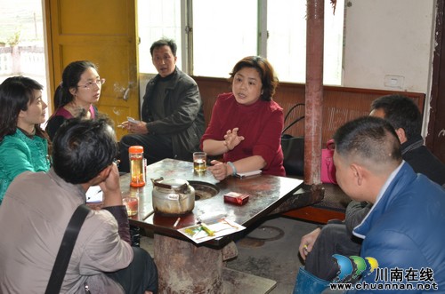 瀘州市總工會(huì)到基層古藺長嶺村看“親戚”(圖1)
