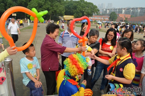 瀘州華陽街道：童趣童樂園游會，同去同樂抱大獎(圖2)
