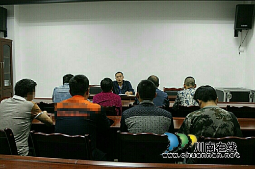泰安街道開展社區(qū)服刑人員學(xué)法考試活動(圖1)