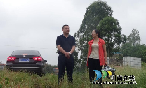 瀘縣政法委書記李盛春到潮河鎮(zhèn)督查社會(huì)治理工作(圖1)