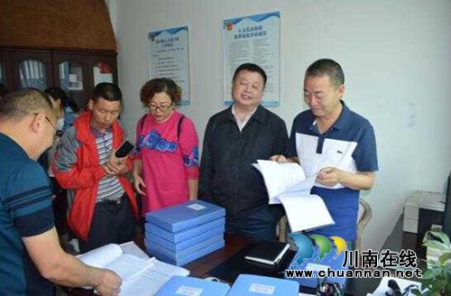 雅安代表團到龍馬潭區(qū)特興鎮(zhèn)學習考察代表履職服務工作(圖2)