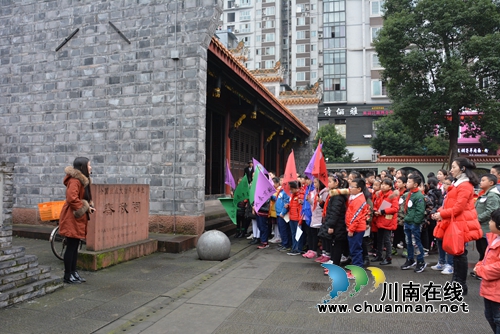 鹽商為何物？敘永學(xué)生到春秋祠尋敘永百年文化(圖1)