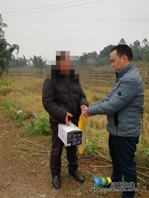 宜賓南溪：加強(qiáng)人文關(guān)懷 讓社區(qū)服刑人員安心改造(圖1)