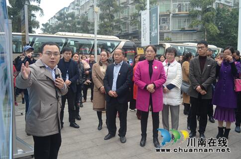 全市社會主義核心價值觀建設(shè)暨推進“4+3”工作現(xiàn)場交流會走進瀘縣玉蟾街道(圖1)