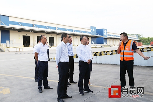 自貢市長何樹平率隊赴瀘州學習考察自貿(mào)區(qū)建設(shè)(圖2)
