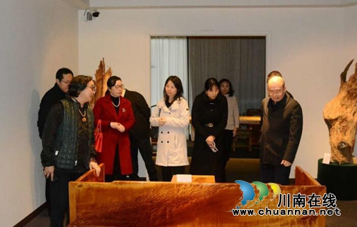 省委統(tǒng)戰(zhàn)部新階處領導率隊調(diào)研楠域奇緣博藏館(圖15)