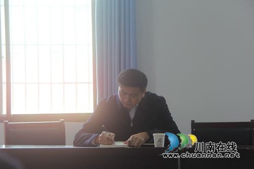 肖剛到瀘縣海潮鎮(zhèn)督導(dǎo)脫貧攻堅工作(圖4)