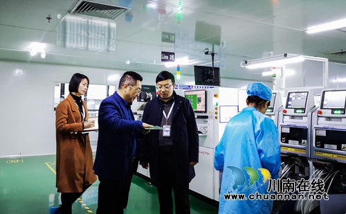 瀘州高新區(qū)紀工委護航企業(yè)發(fā)展“護”出新氣象(圖1)