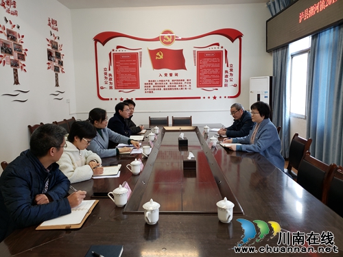 縣委常委、宣傳部部長陳佳到潮河鎮(zhèn)督導(dǎo)當(dāng)前重點工作