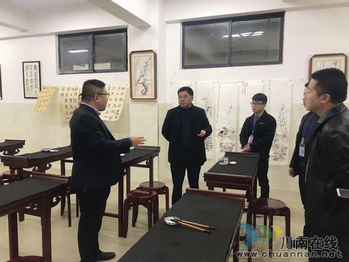 宜賓羅龍實驗小學(xué)校外出參觀學(xué)習(xí)藝術(shù)團(tuán)(圖2)