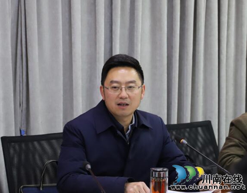 ***宜賓市翠屏區(qū)委召開黨外代表人士座談會(huì)，征求對(duì)區(qū)五屆四次黨代會(huì)報(bào)告的意見建議(圖3)