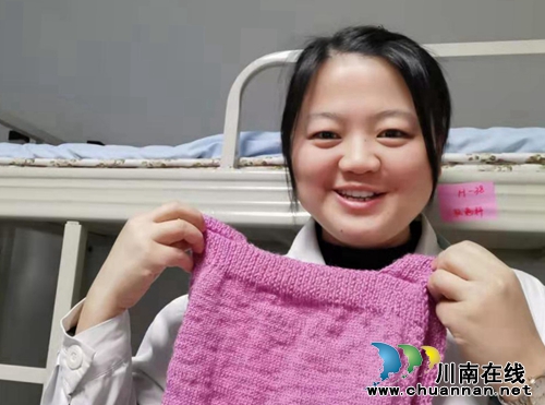 六旬婆婆送了醫(yī)生一樣?xùn)|西！“暖”爆大家？