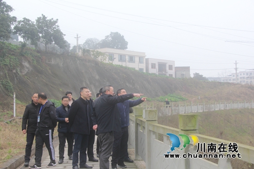 瀘縣海潮鎮(zhèn)召開海潮河河長制工作例會