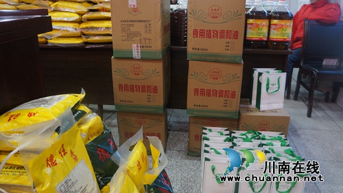 愛心企業(yè)到瀘縣立石鎮(zhèn)開展困難群眾慰問活動(dòng)