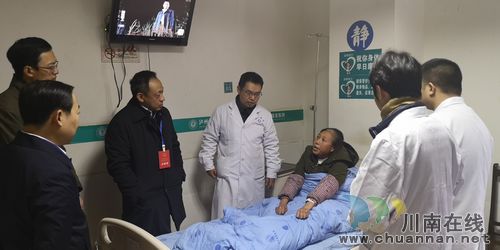 江陽區(qū)人大代表視察調(diào)研北城街道社區(qū)衛(wèi)生服務中心、民辦醫(yī)院基層醫(yī)療工作情況