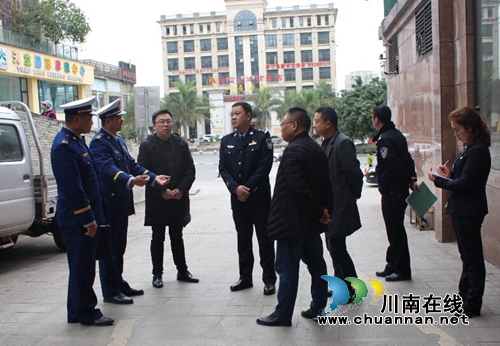 合江縣副縣長(zhǎng)、公安局局長(zhǎng)劉綱率隊(duì)開展節(jié)前安全生產(chǎn)大檢查