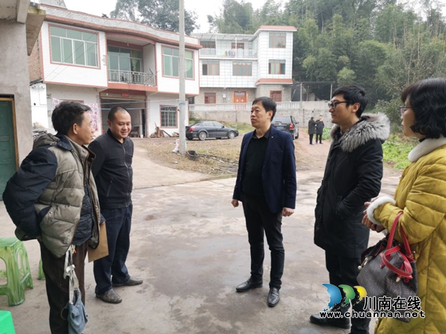 七化建瀘州分公司到馬嶺鎮(zhèn)龍盤村開展2020年春節(jié)送溫暖活動(dòng)(圖3)