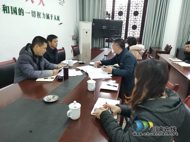 宜賓市竹海管理局副局長魏世軍調(diào)研竹海鎮(zhèn)工作