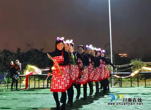 瀘州十八中：有酒有歌有勁舞  有情有愛有溫度