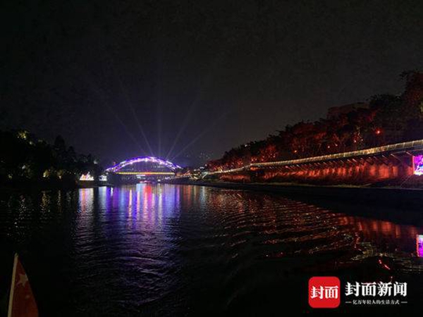 “夜游釜溪”打造升級版自貢“水上燈會”(圖1)
