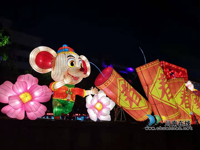 "張燈結(jié)彩慶新春 光影璀璨耀龍城”瀘縣燈會(huì)扮靚龍城(圖7)