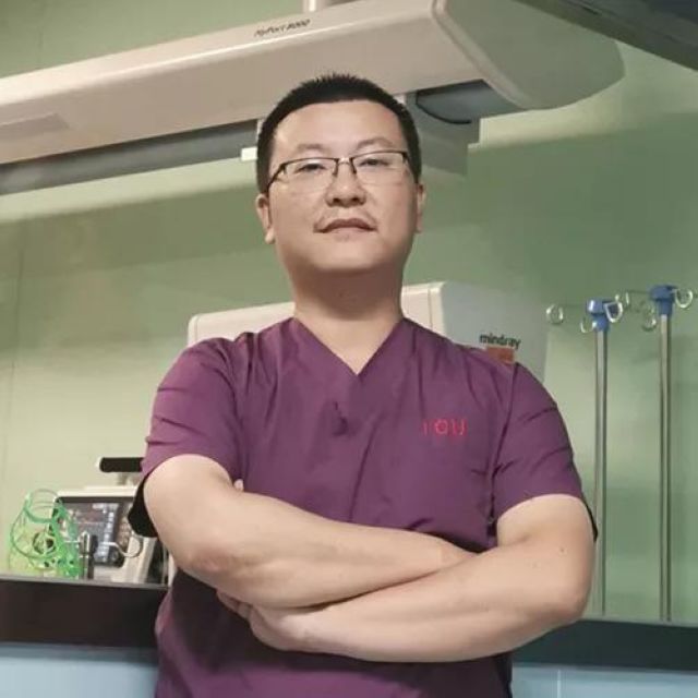 西南醫(yī)大附院支援武漢醫(yī)療隊(duì)第一個(gè)夜班，迎難而上是勇者！(圖3)