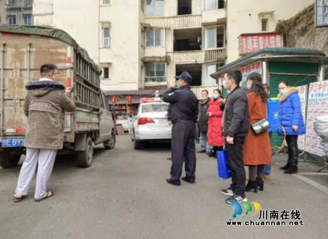 江陽(yáng)區(qū)北城街道查處首例違法販運(yùn)活禽案件(圖2)