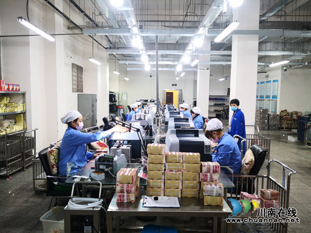 戰(zhàn)疫再添新舉措！瀘州現(xiàn)金全消毒(圖2)