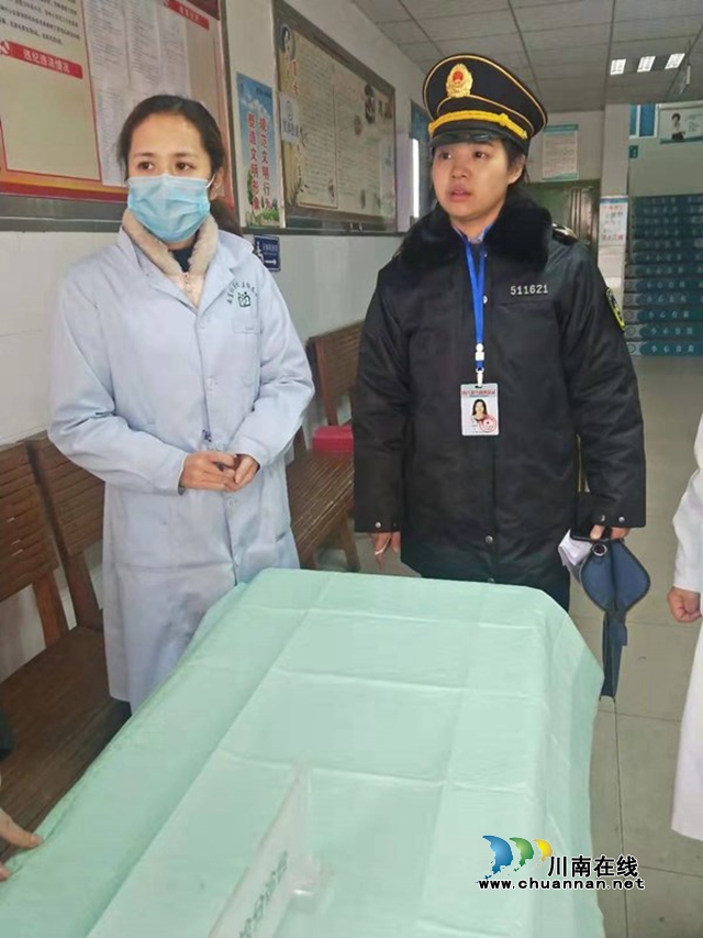 納溪巾幗淚：斷奶只為戰(zhàn)疫情，外婆去世不脫崗