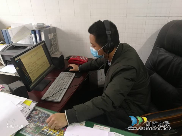 納溪區(qū)護國中學(xué) 師生齊心“停課不停學(xué)”（二）(圖2)