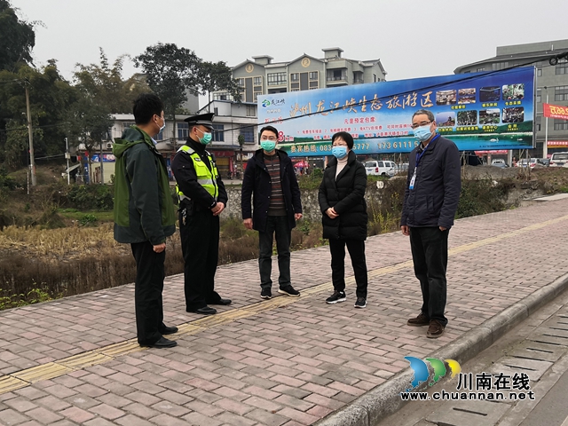 陳佳到瀘縣潮河鎮(zhèn)督導新冠肺炎疫情防控工作